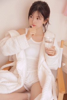 通房生存手册